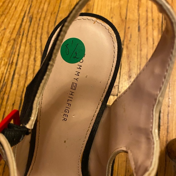 Tommy Hilfiger wedges size 8,5 - Picture 2 of 7